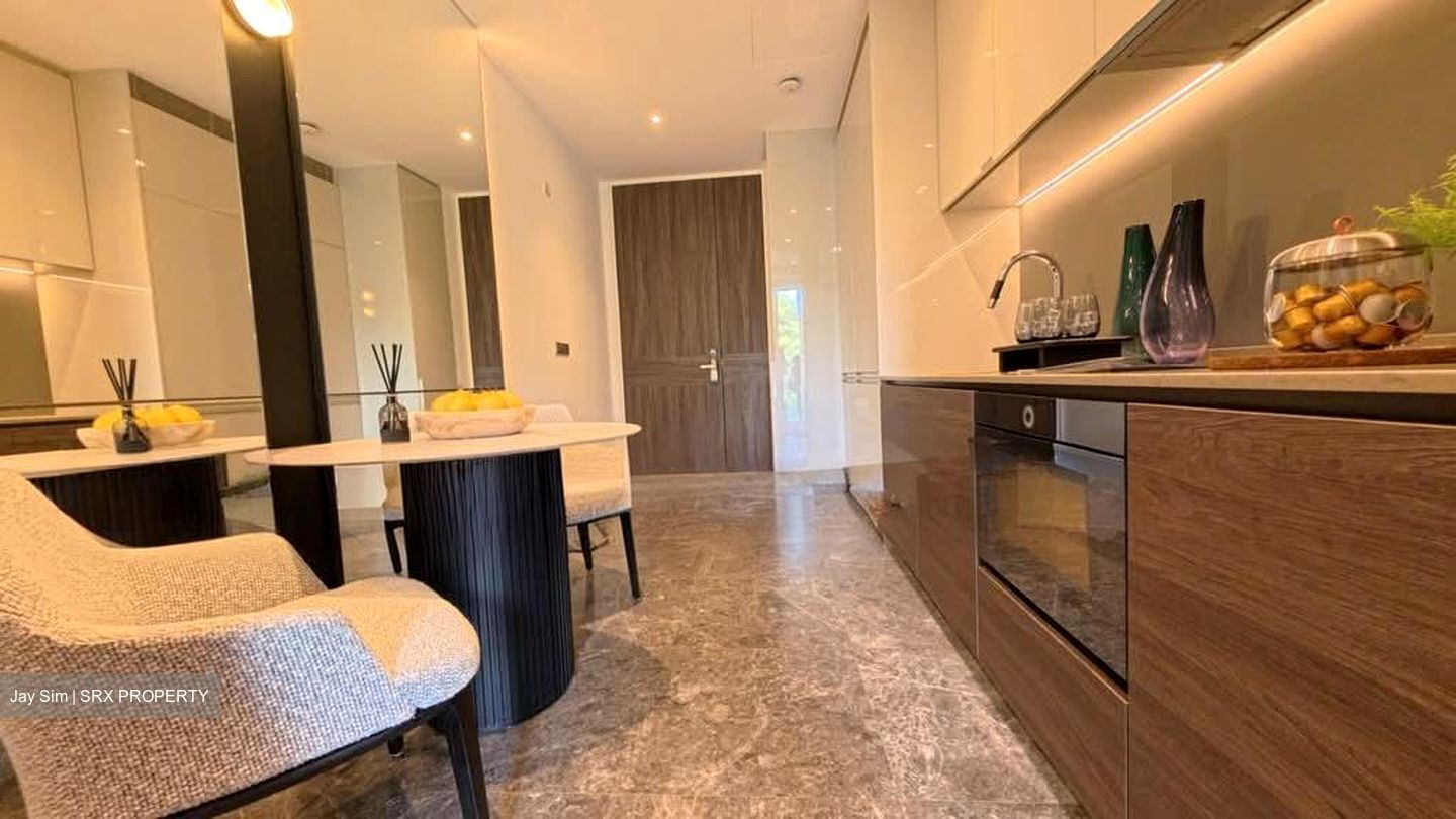 19 Nassim (D10), Apartment #574632031
